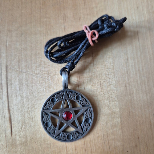 Hangertje  pentagram